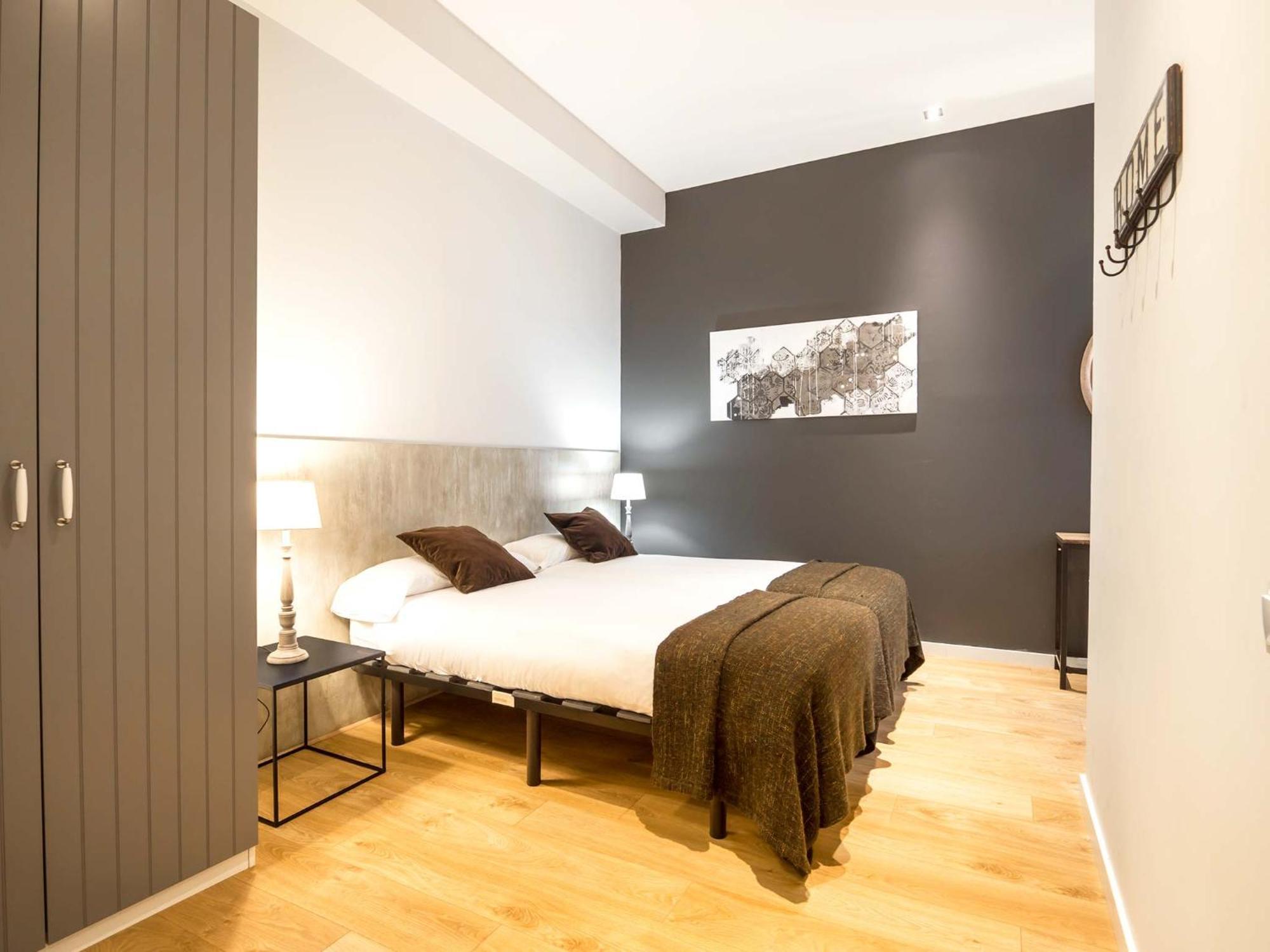 Rent Top Apartments Rambla Catalunya Барселона Екстериор снимка