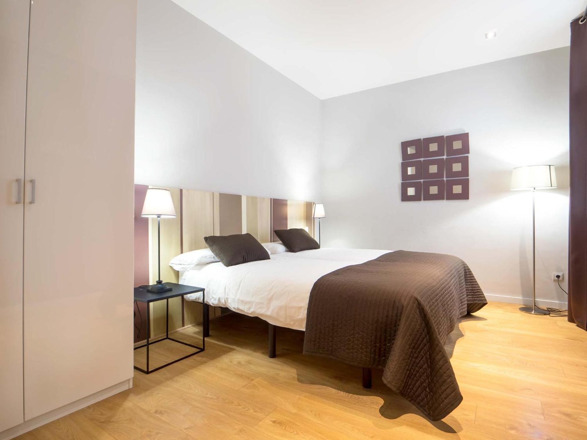 Rent Top Apartments Rambla Catalunya Барселона Екстериор снимка