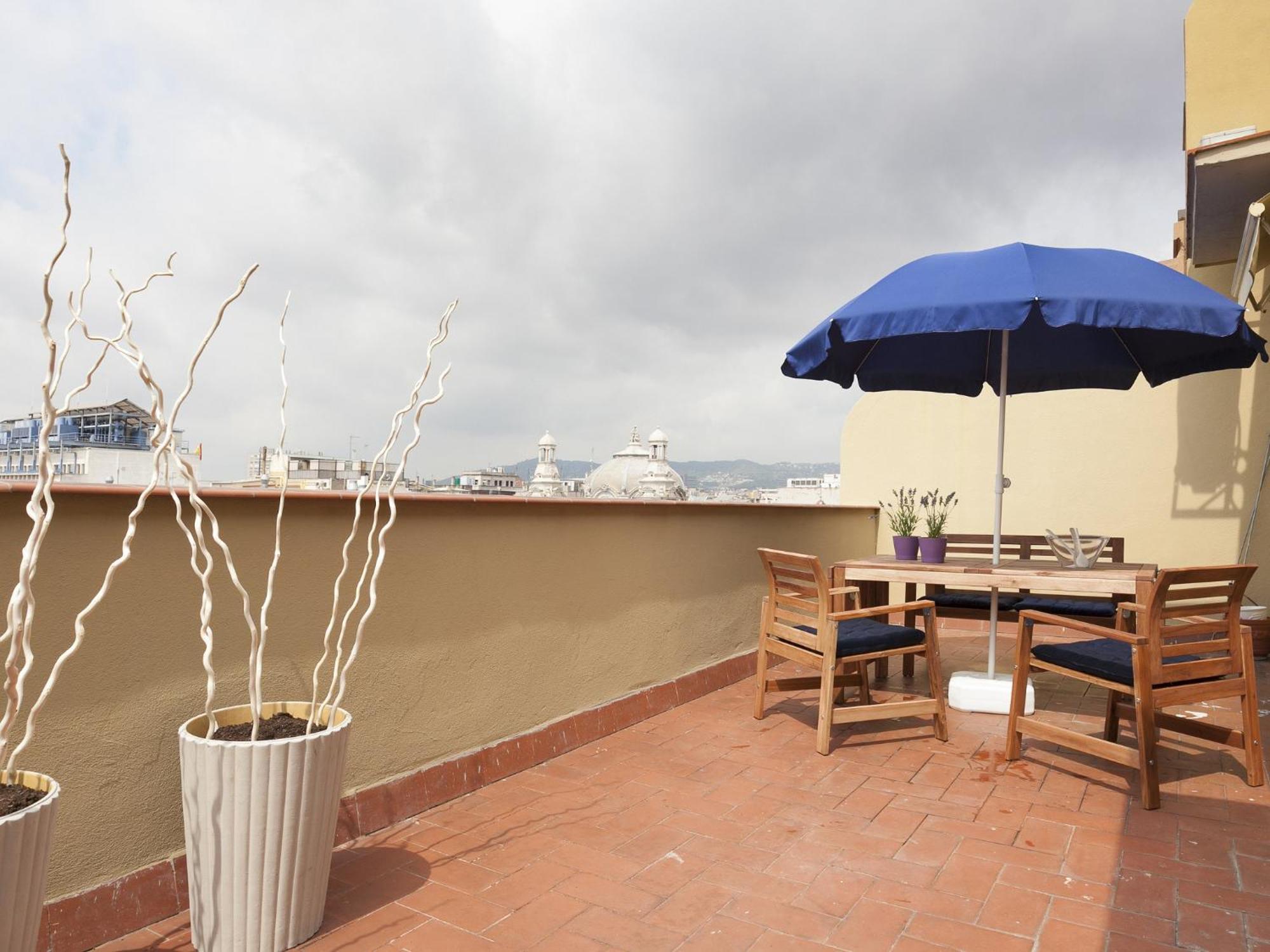 Rent Top Apartments Rambla Catalunya Барселона Екстериор снимка