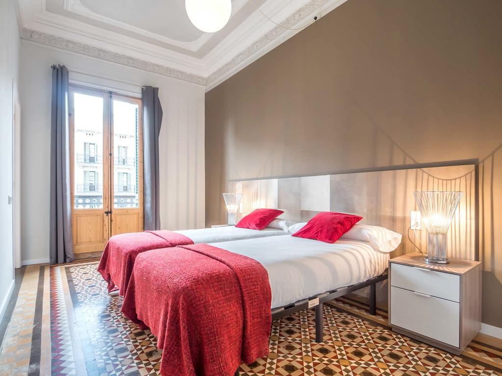 Rent Top Apartments Rambla Catalunya Барселона Екстериор снимка